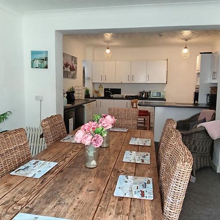 Amitie Guest House Борнмут Экстерьер фото