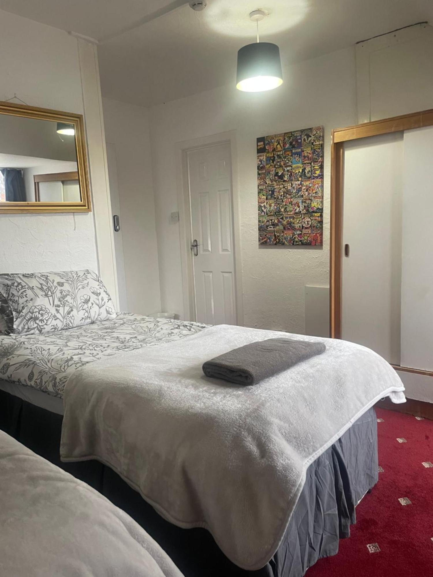 Amitie Guest House Борнмут Экстерьер фото